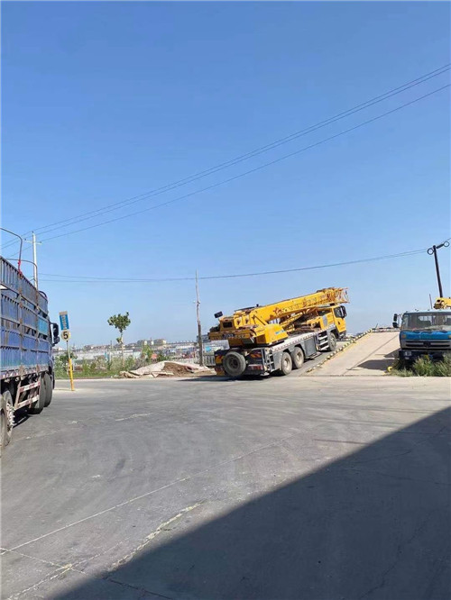 福山区25吨吊车的租赁价格大概是多少？